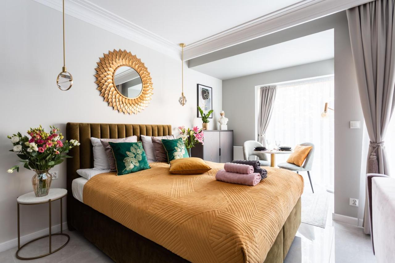 Golden Prince Apartment, So Close To Rynek! Free Parking Included. Вроцлав Экстерьер фото